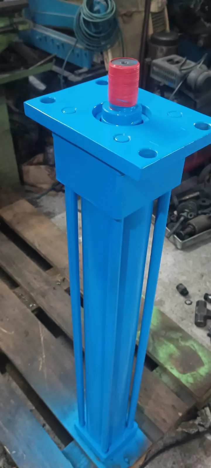 Hydraulic cylinder unit